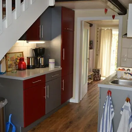 Haus hinterm Deich App. 1 Apartment Garding