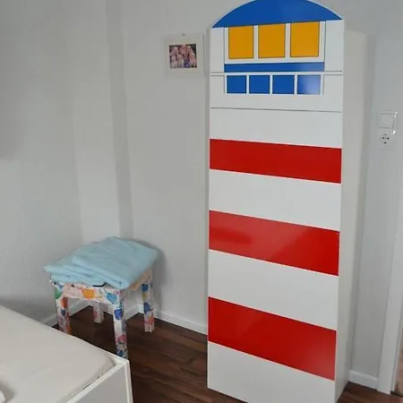 Apartment Haus hinterm Deich App. 1 *