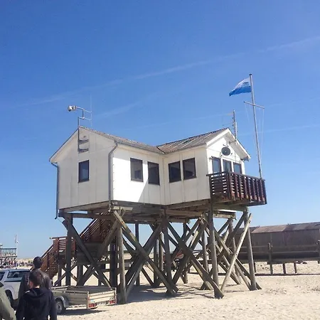 Haus hinterm Deich App. 1 Apartment